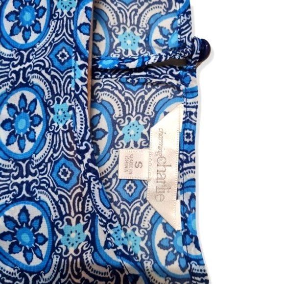 Size-S, Charming Charlie top in tile print - Picture 5 of 5